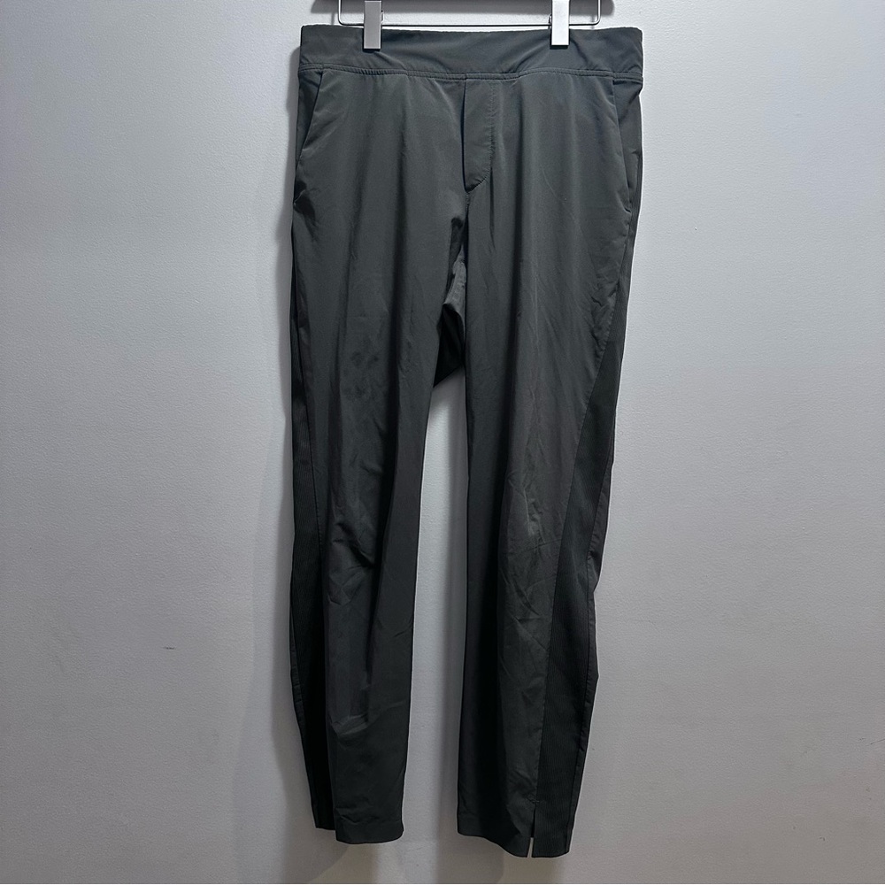 Athleta Women's Size 10 Olive Gray Jogger Pants Headlands Hybrid Trek